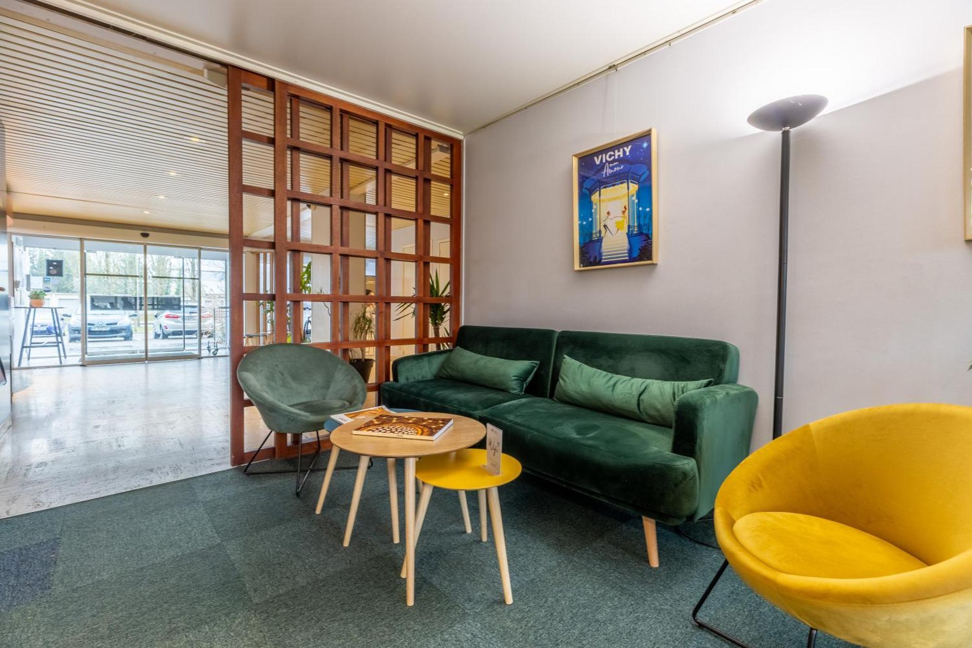 Brit Hotel Le Parc Vichy ベルリーヴ・シュル・アリエ エクステリア 写真